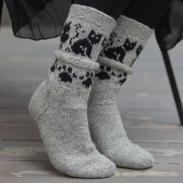 Hovedbilde Kattefot - Kitty socks ENG + NO yarn kit