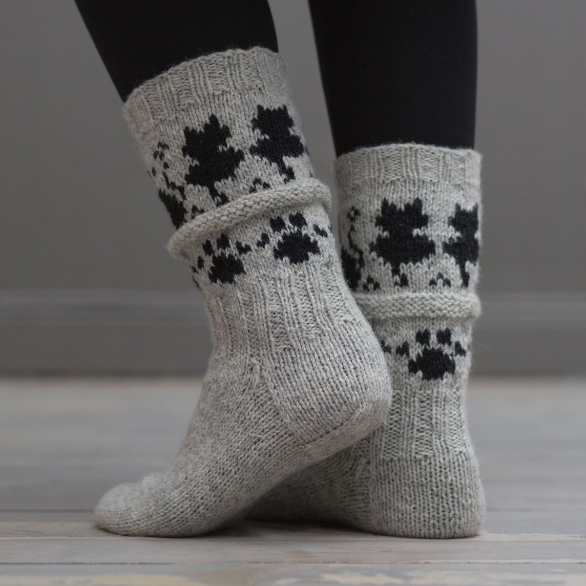 Kattefot - Kitty socks ENG + NO yarn kit